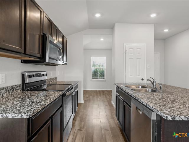 1049 Velvet Court
