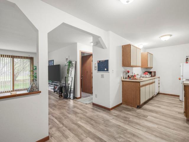 1049 & 1057 McKenna Boulevard