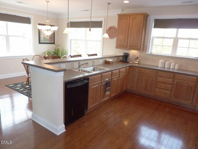 10400 Rosegate Court 302