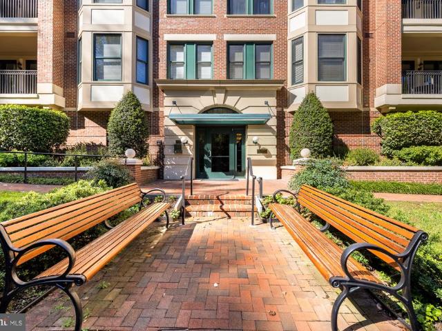 10400 Strathmore Park Court # 301