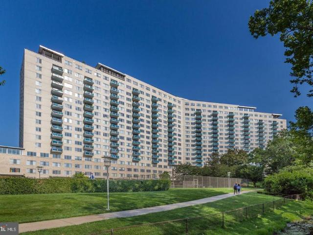 10401 Grosvenor Place # 1128