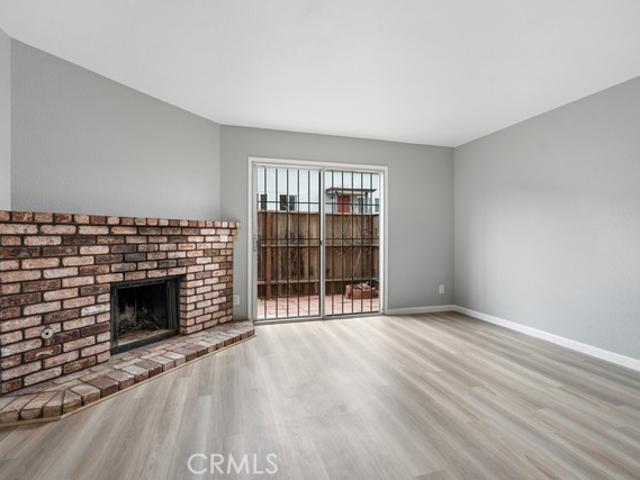 10401 Shaw