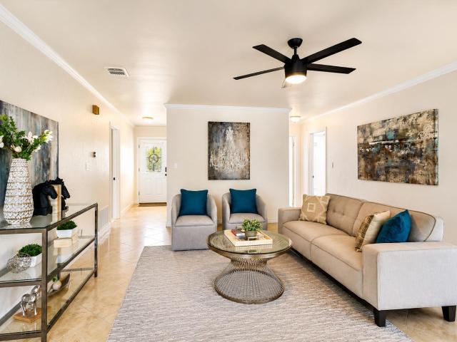 10405 Georgian Dr