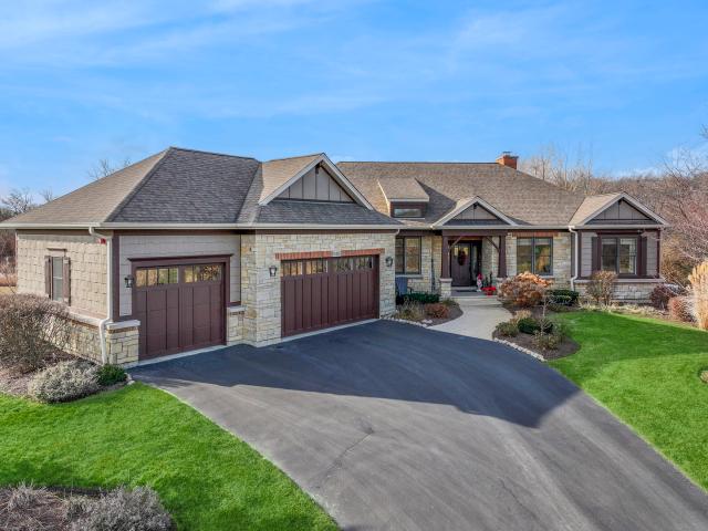 10408 Henning Dr, Huntley, IL 60142 | MLS #12256