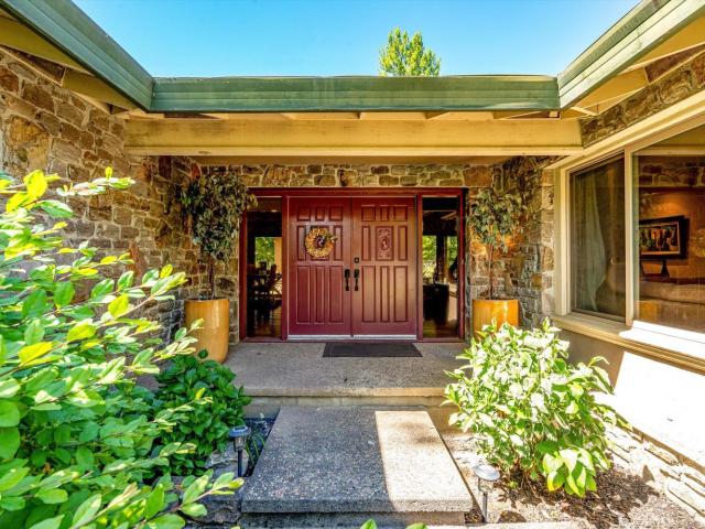 1040 Mt George Ave, Napa, CA 94558 | MLS #326022