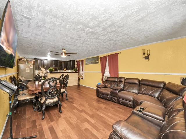 1040 County Road 5007