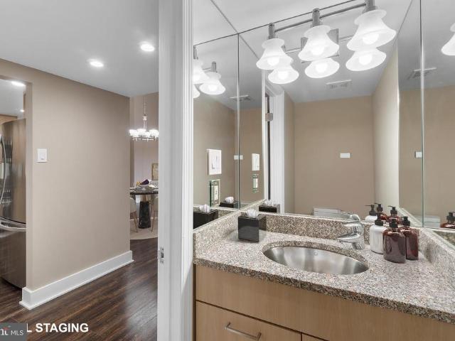 1040 Deer Ridge Drive # 516