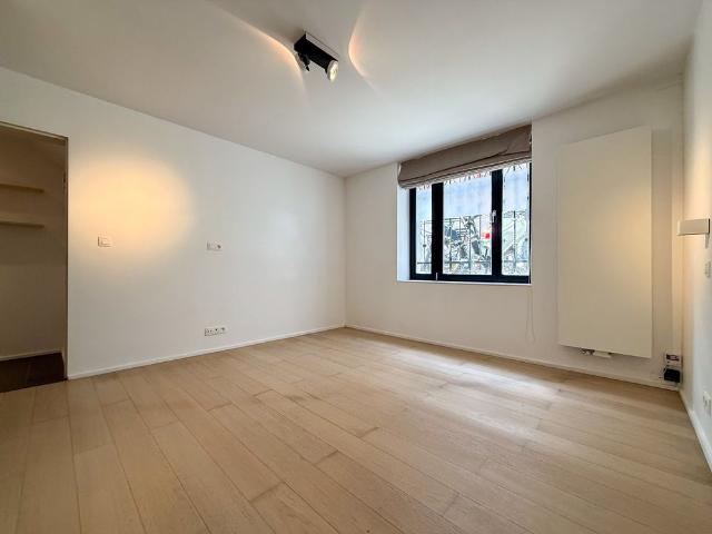 1040, Etterbeek