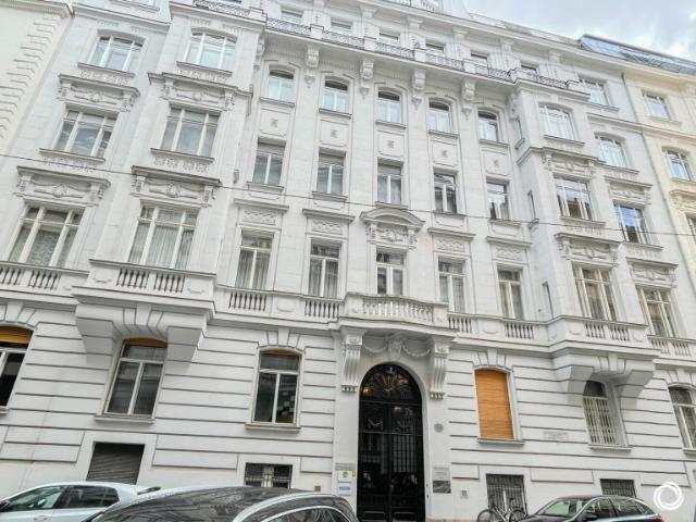1040/ Exklusive, großzügige 160 m2, 3 Zimmer Altbau Etage Nähe Belvedere!