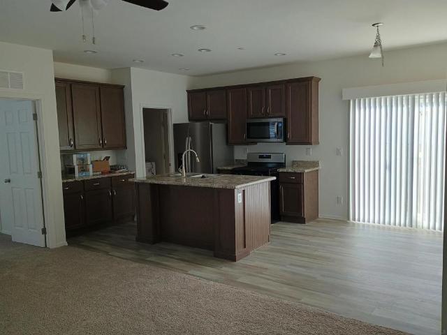 1040 gillespie dr