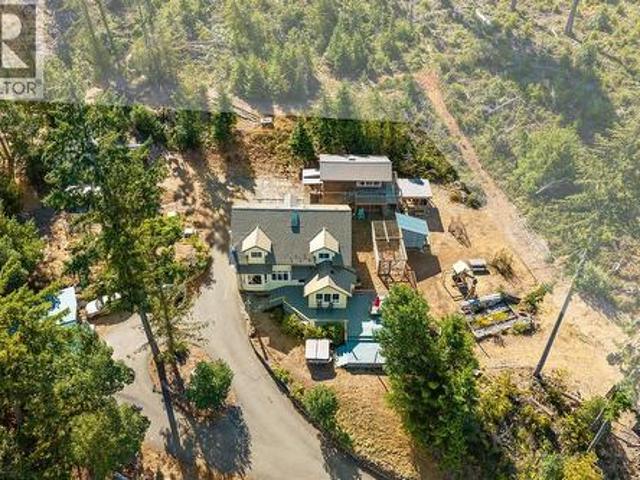 1040 Koen Rd, Qualicum Beach, BC, V9K 1V4 house for sale | Listing ID 1052 | Royal LePage