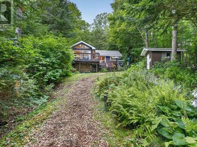1040 Larix Lane N, Dysart Et Al, ON, K0L 1M1 house for sale | Listing ID X13666 | Royal LePage