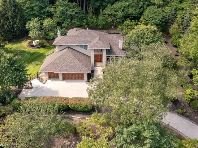 1040 Riverwoods Drive