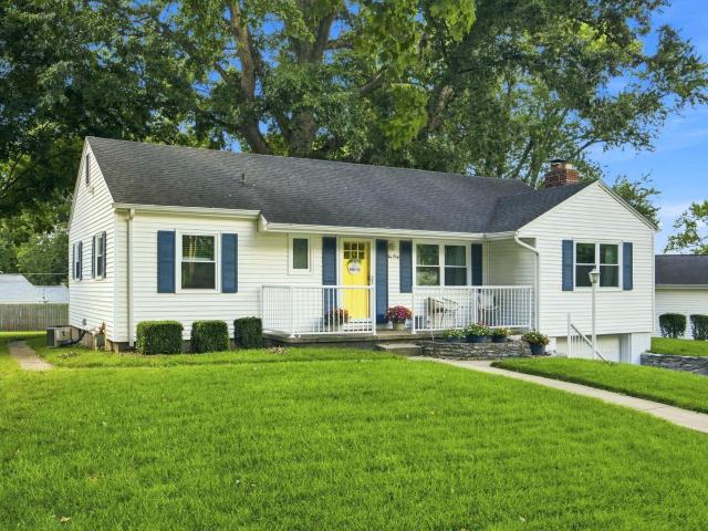 1040 Tulip Lane