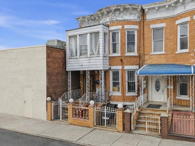 1040 th Ave, Ozone Park, NY 11416