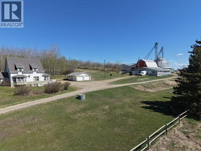 1040A 49 Highway, Dawson Creek, BC, V1G 4L1 house for sale | Listing ID 10387 | Royal LePage