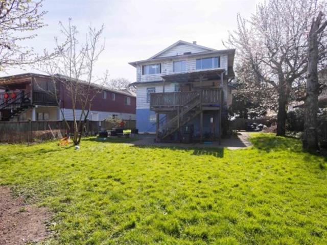 10411 Steveston Highway, Richmond, BC, V7A 1N3 house for sale | Listing ID R3106 | Royal LePage