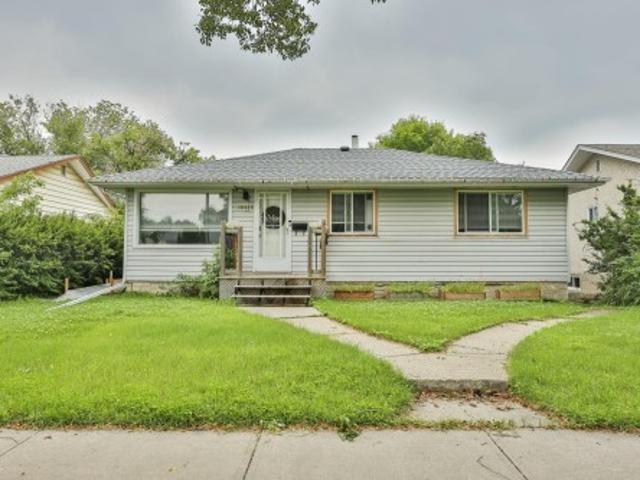 10415 Street Nw, Edmonton, AB, T5P 3N9 house for sale | Listing ID E4499 | Royal LePage