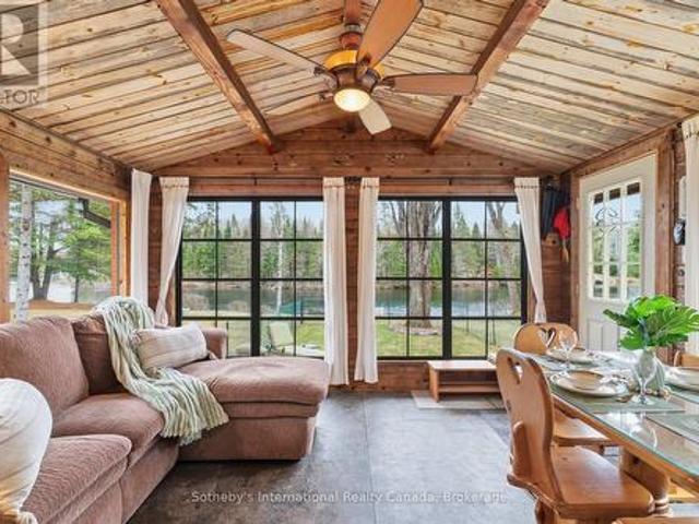 1041 Crockford Lane S, Bracebridge. Muskoka N, ON, P1L 1X3 house for sale | Listing ID X13095 | Royal LePage