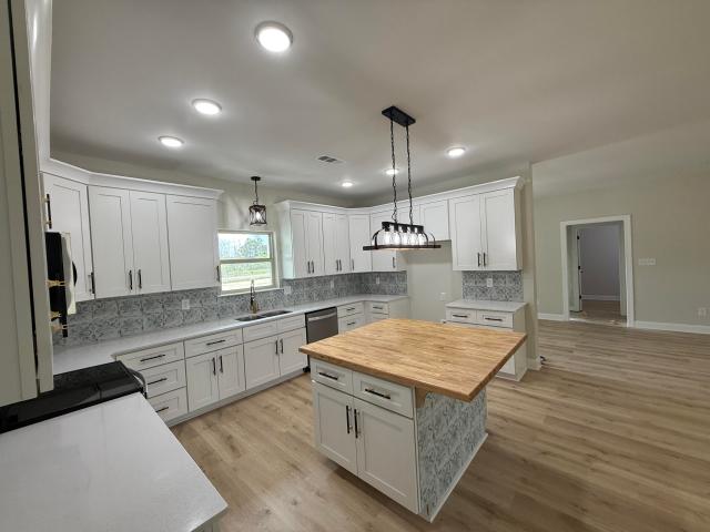 1041 Fairway Ridge Drive