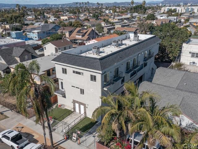 1041 W Leighton Avenue 4