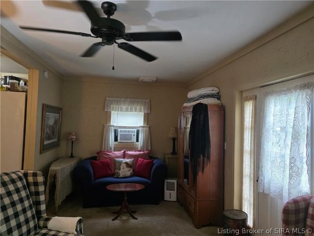1041 W MAIN Street