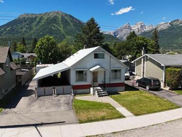1041 4Th Avenue, Fernie, BC, V0B 1M0 house for sale | Listing ID 10394 | Royal LePage