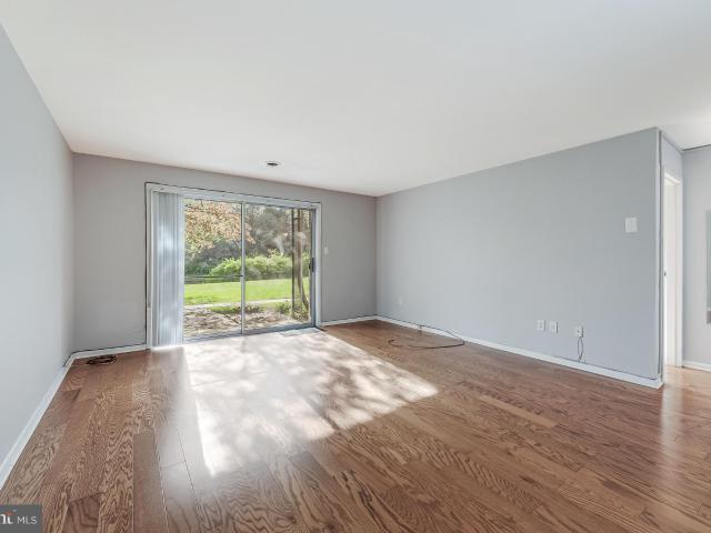 10420 Rockville Pike, Unit 102, Rockville, MD 20852 | MLS #MDMC2219