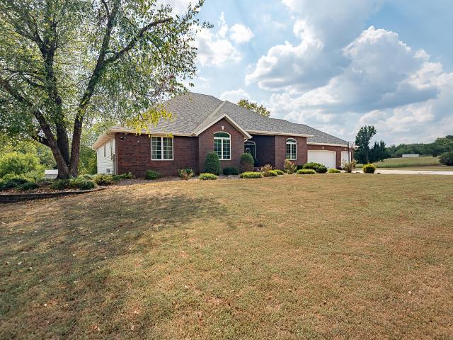 10421 W Farm Road 156