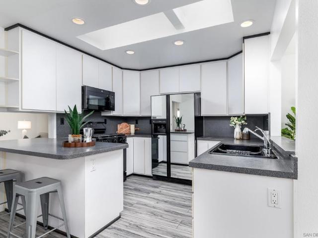 10421 Calico Cir