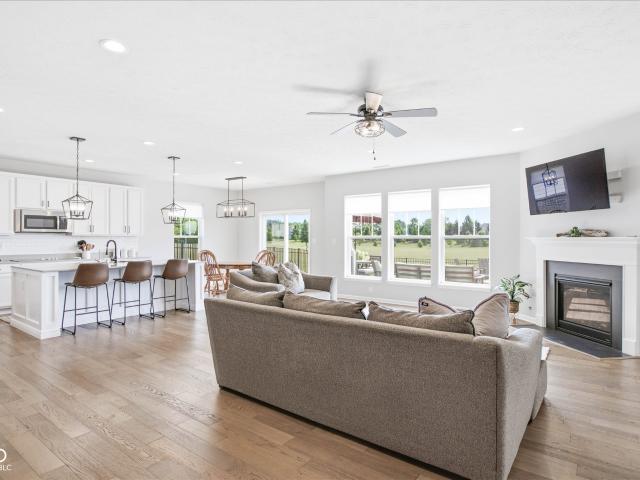 10421 Oxer Drive
