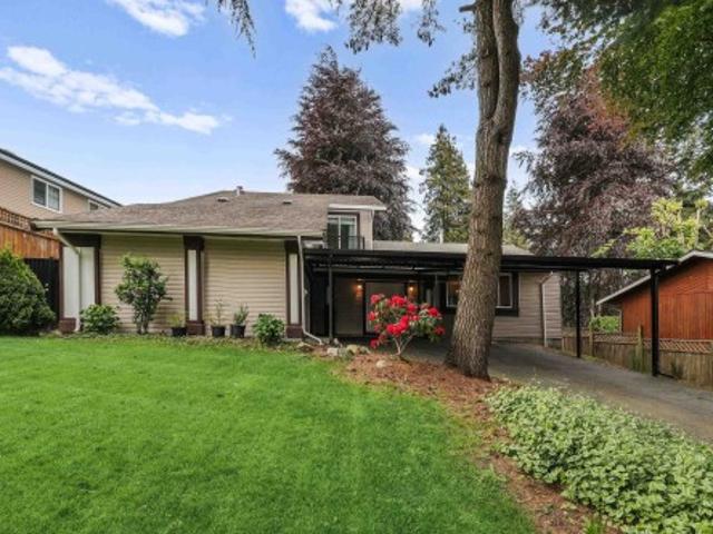 10421 Santa Monica Drive, Delta, BC, V4C 1P8 house for sale | Listing ID R3147 | Royal LePage