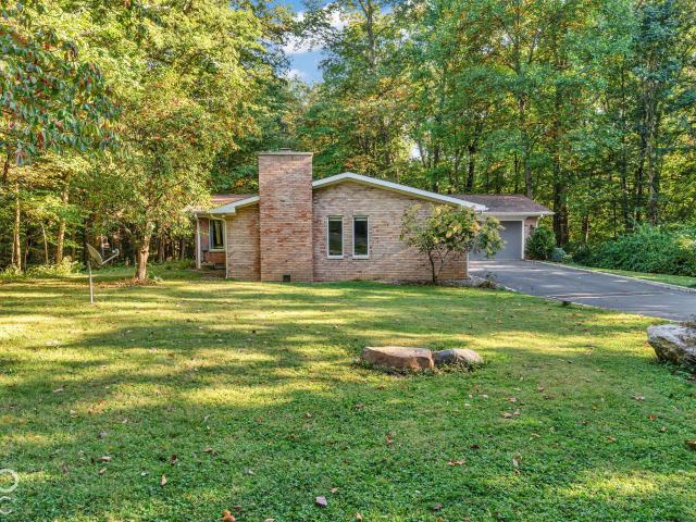 1042 N Farmington Drive