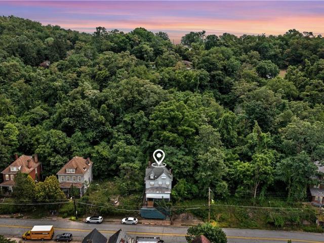 1042 Blackadore Ave, Pittsburgh, PA 15221 | MLS #1740