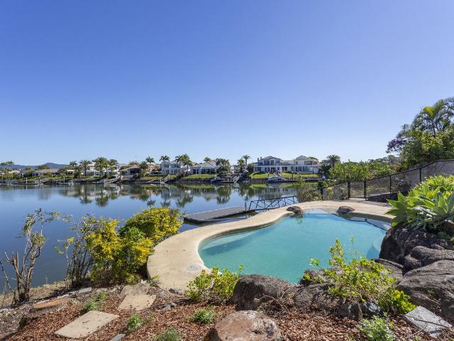 1042 Rosebank Way, Hope Island, QLD 4212