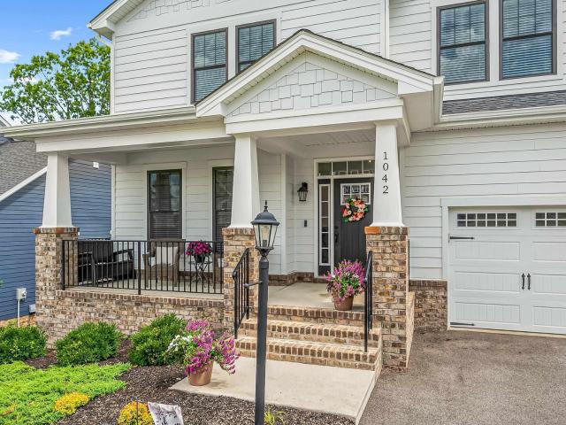 1042 Round Meadow Drive, Christiansburg, US, VA