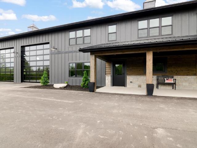 10434 country lane