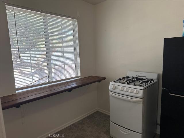 10438 Scoville Ave, Sunland, CA 91040 | MLS #BB26129