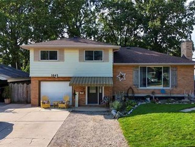 1043 Talfourd Street, Sarnia, ON, N7S 1C7 house for sale | Listing ID 26020 | Royal LePage
