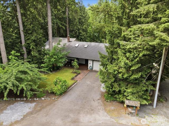 1043 th Avenue NE
