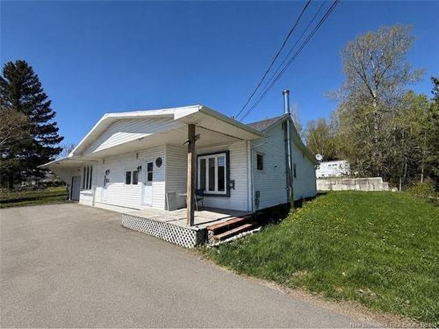 1043 Victoria St, Edmundston, NB, E3V 3T6 house for sale | Listing ID NB140541 | Royal LePage