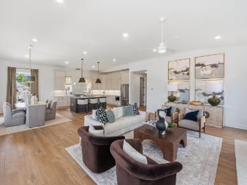 1043 Wiltshire Lane