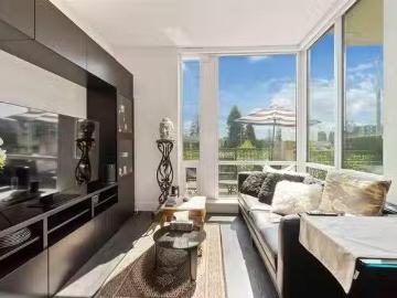 104 1550 Fern Street, North Vancouver, BC, V7J 0A9 townhouse.