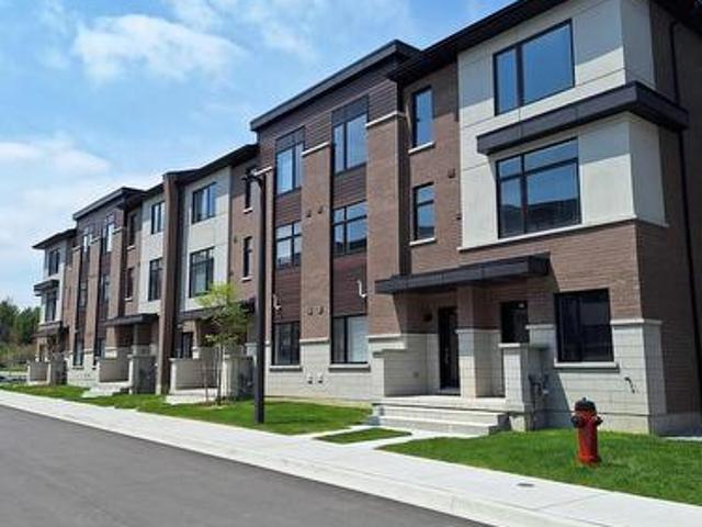 104 1 Dersan Street, Pickering, ON, L1X 0S9 house for sale | Listing ID E13803 | Royal LePage