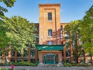 104 201 Rue St Louis, Saint Jean Sur Richelieu, QC, J3B 1X9.