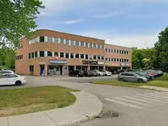 104 28 Ch. De La Côte St Louis O. Blainville, QC, J7C 1B8 co.