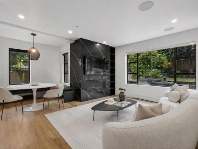 104 2 Yew Street, Vancouver, BC, V6K 3G6 townhouse for sale | Listing ID R3156 | Royal LePage