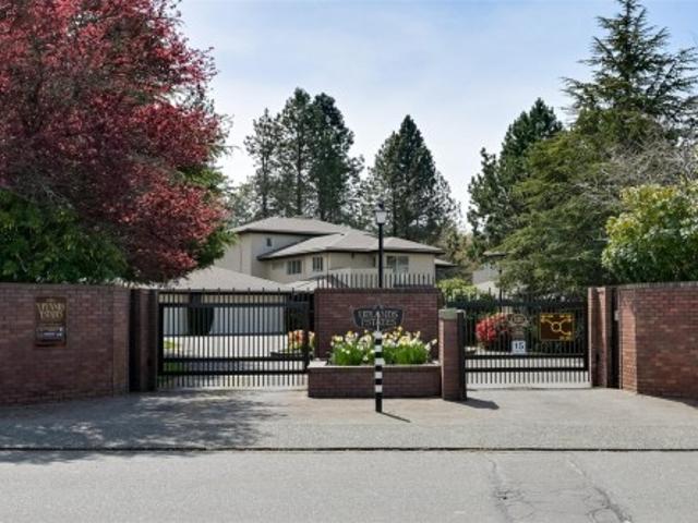 104 2 Cedar Hill Cross Rd, Oak Bay, BC, V8P 5M8 house for sale | Listing ID 1032 | Royal LePage