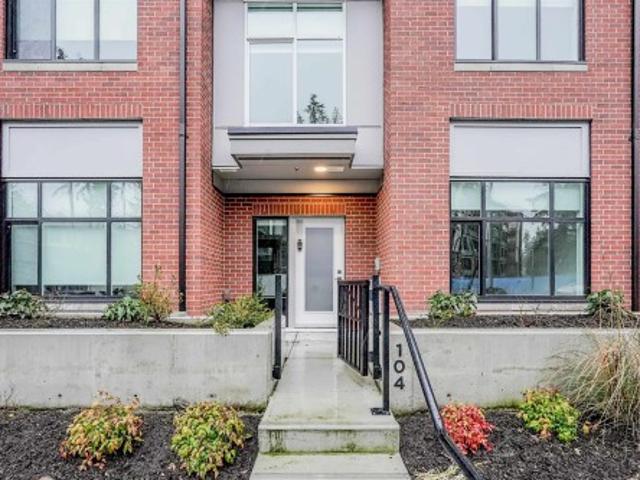 104 3528 A Street, White Rock, BC, V4P 0H4 townhouse for sale | Listing ID R3132 | Royal LePage
