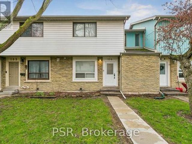 104 6 Falconer Drive, Mississauga, ON, L5N 1M1 townhouse for sale | Listing ID W13631 | Royal LePage